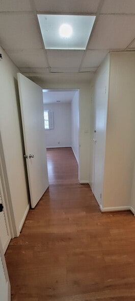 Hallway with closet - 1807 Blueridge Ave