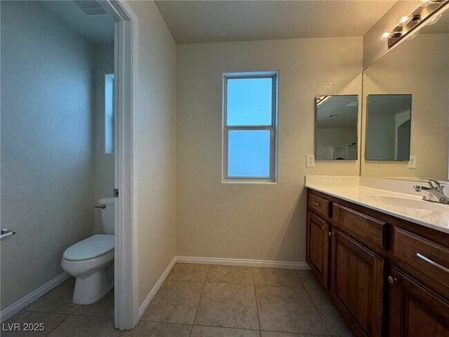 Building Photo - 9048 Winchester Ridge St