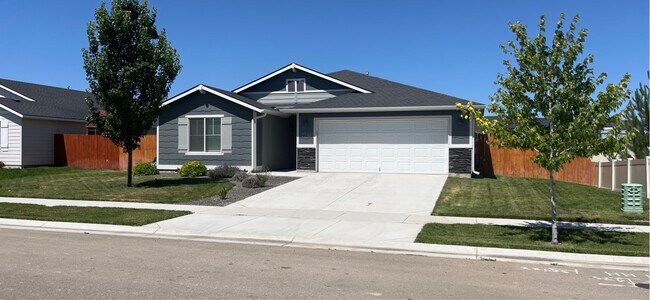 Primary Photo - 7748 E Bratton Dr