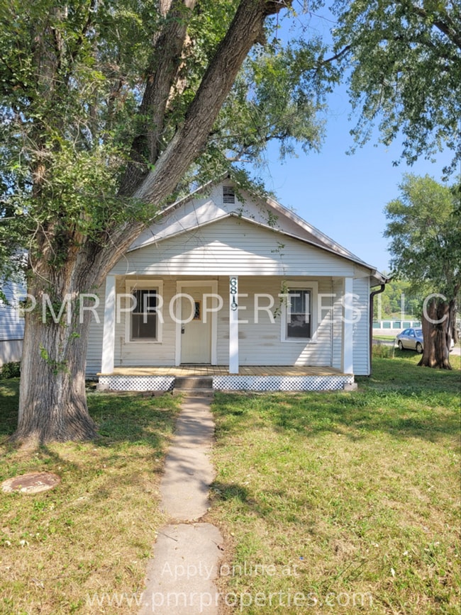 Primary Photo - 1 Bedroom/ 1 Bathroom House