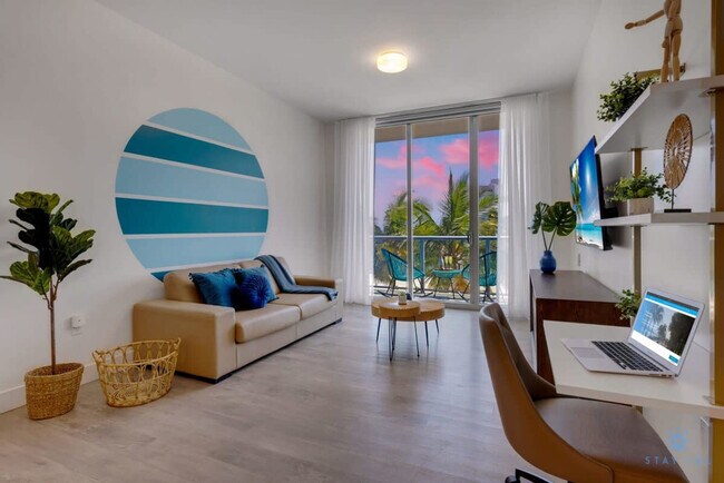 Building Photo - 777 N Ocean Dr