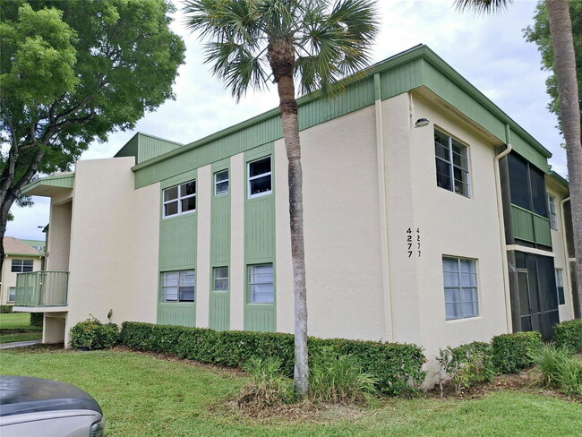 Building Photo - 4277 NW 89th Ave