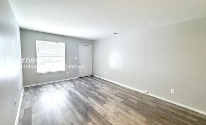 Building Photo - 2330 Grayson Valley Dr