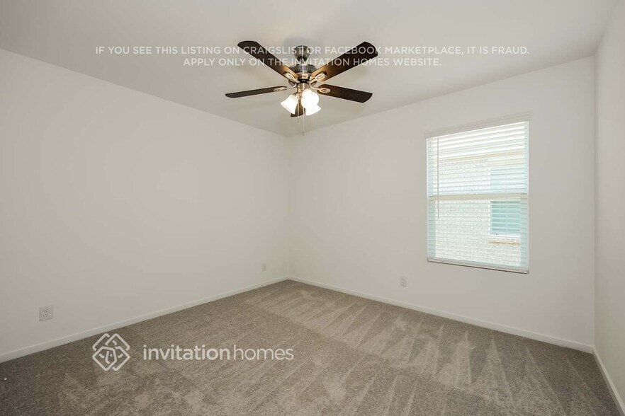 Building Photo - 1202 Canyon Wren Dr