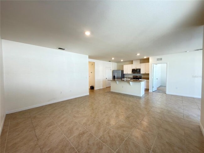 Building Photo - 307 Taylor Grvs St