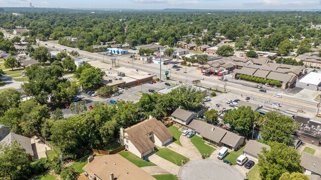 Building Photo - 3227 S Allegheny Ave