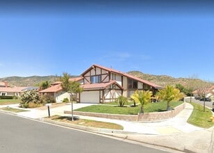 Building Photo - Simi Valley - 4 Bedroom 2.5 Bathroom - 10 ...