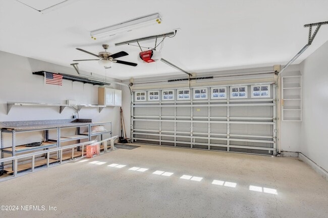 Building Photo - 657 MacKenzie Cir