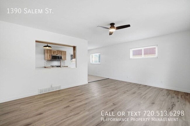Building Photo - 1390 Salem St
