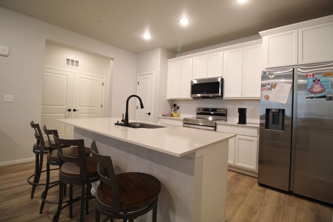 Building Photo - Great Condo in Fort Collins