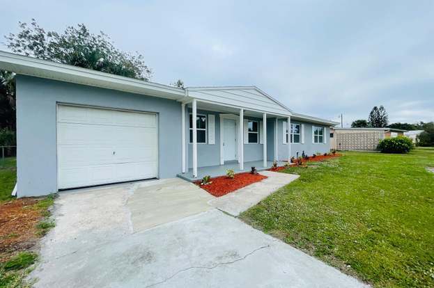 Building Photo - 716 Lund Cir