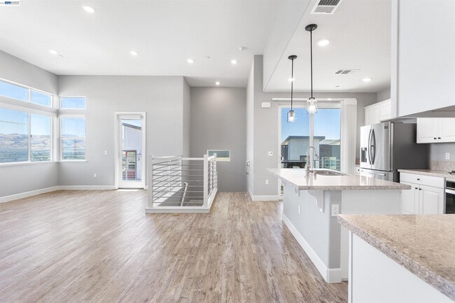 Building Photo - 151 Manly Terrace