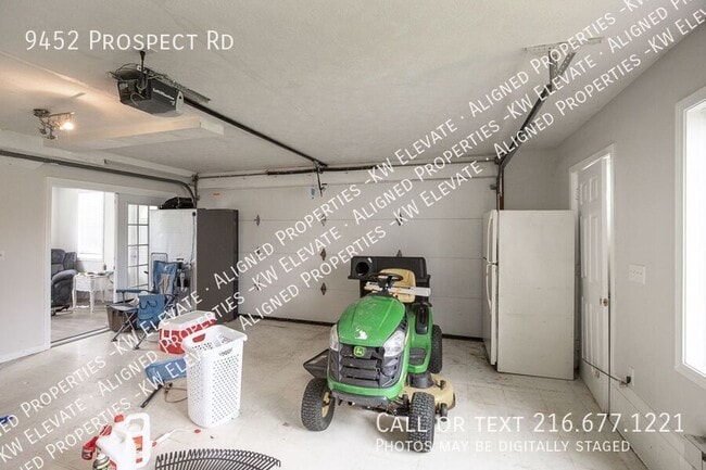 Building Photo - 9452 Prospect Rd