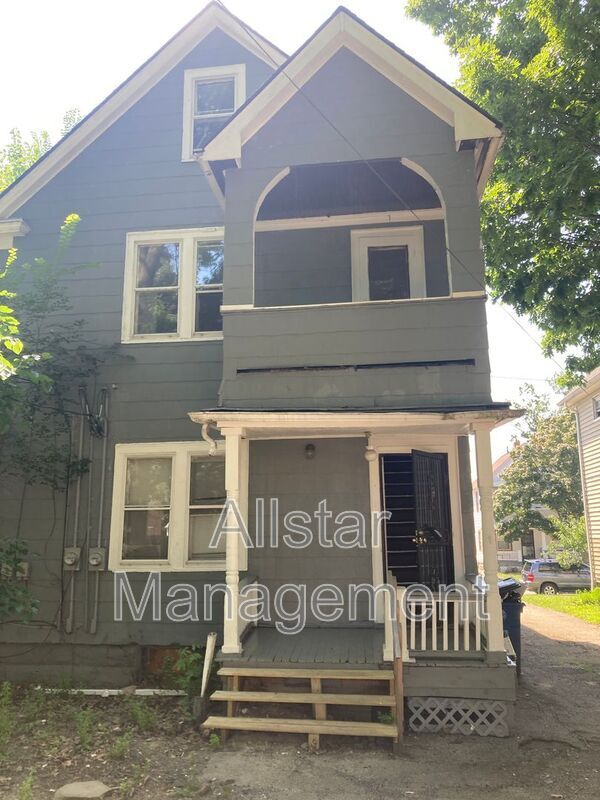 Building Photo - 2785 E 117th St
