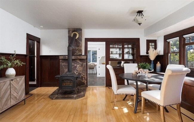 Building Photo - 127 N Grand St