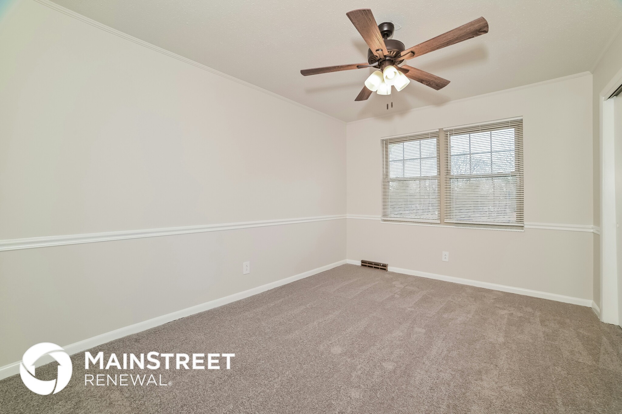 Building Photo - 210 Bobwhite Cir