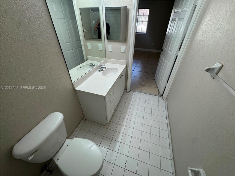 Building Photo - 6940 NW 179th St