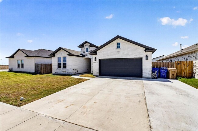 Building Photo - 2605 Lannister Ln