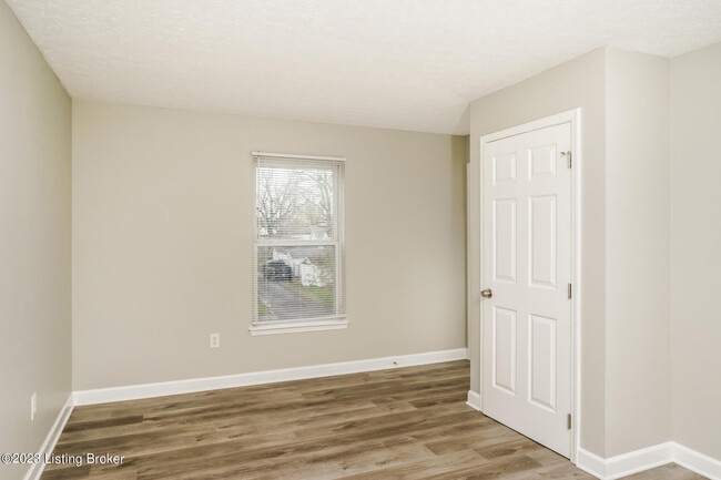 Building Photo - 2821 Rowan St