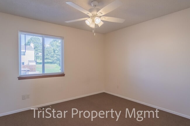 Building Photo - 3266 Vail Pass Dr