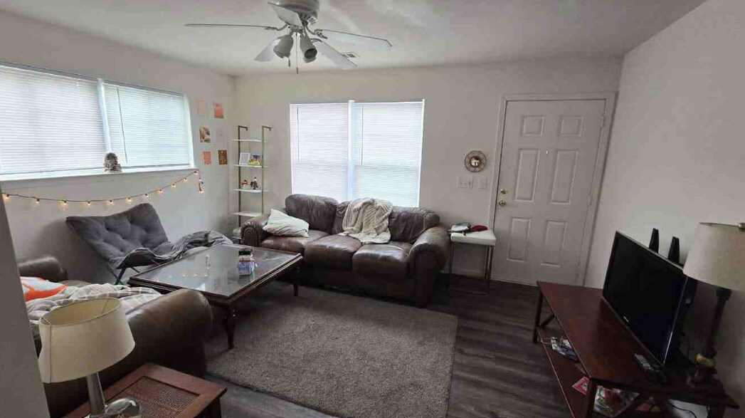 Building Photo - 220 Campus Dr