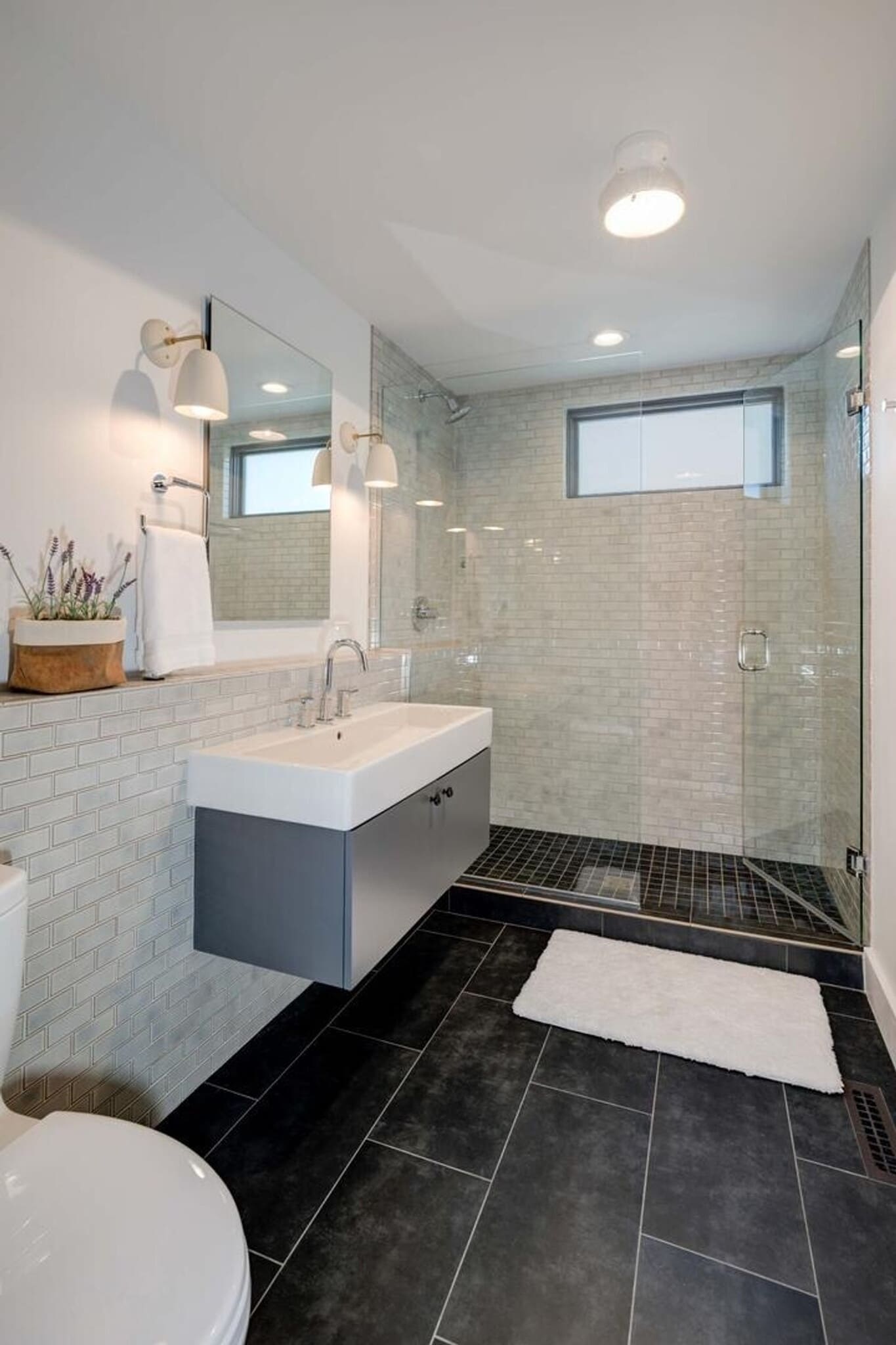 Building Photo - 15 Lakewood Dr