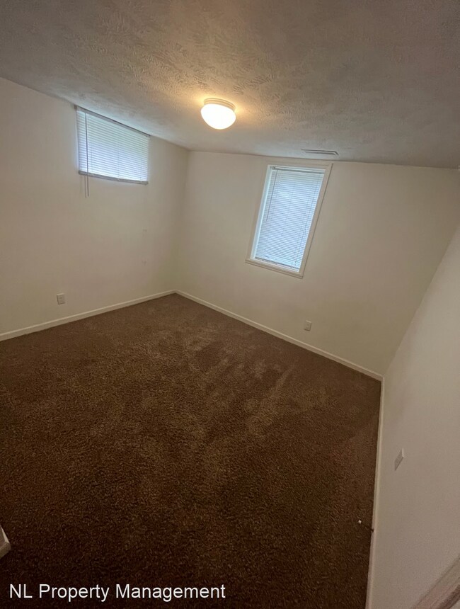 Building Photo - 3 br, 2 bath House - 4910 Curlew Lane