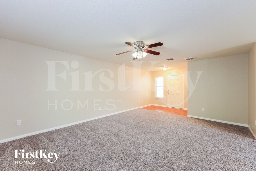 Building Photo - 5831 Forest Canyon