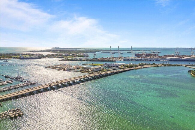 Building Photo - 650 West Ave