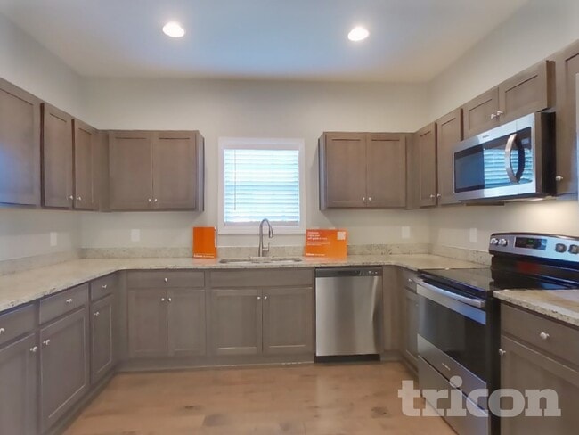 Building Photo - 938 Beverly Ct