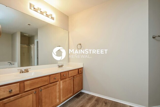 Building Photo - 3 Bedroom Pet-Friendly Home in HUNTERSVILLE, NC with Main Street Renewal