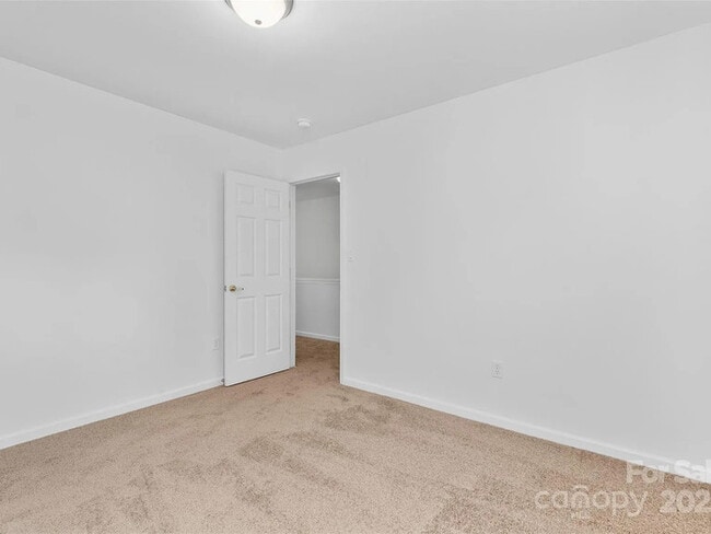 Building Photo - Earn Wealth While Leasing - Like a Homeowner - Lease to Own