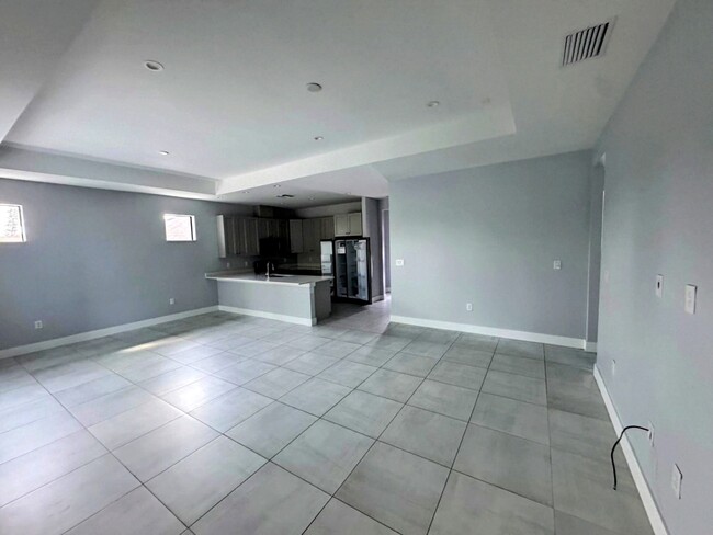 Building Photo - 5313 Martin St