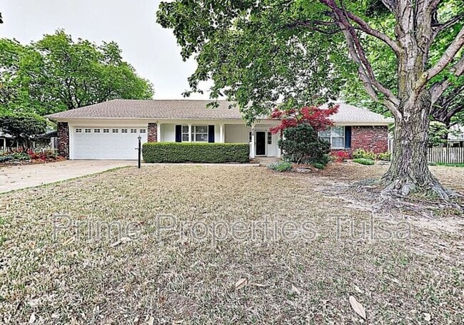 Primary Photo - 838 Millwood Rd