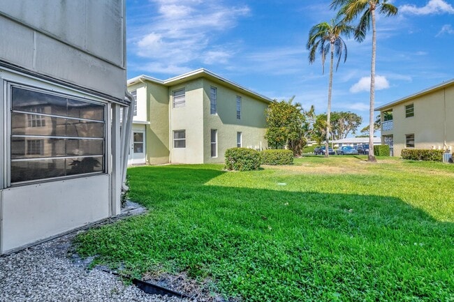 Building Photo - 1131 Violet Terrace