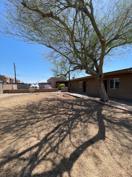 Building Photo - 2715 W Tuckey Ln