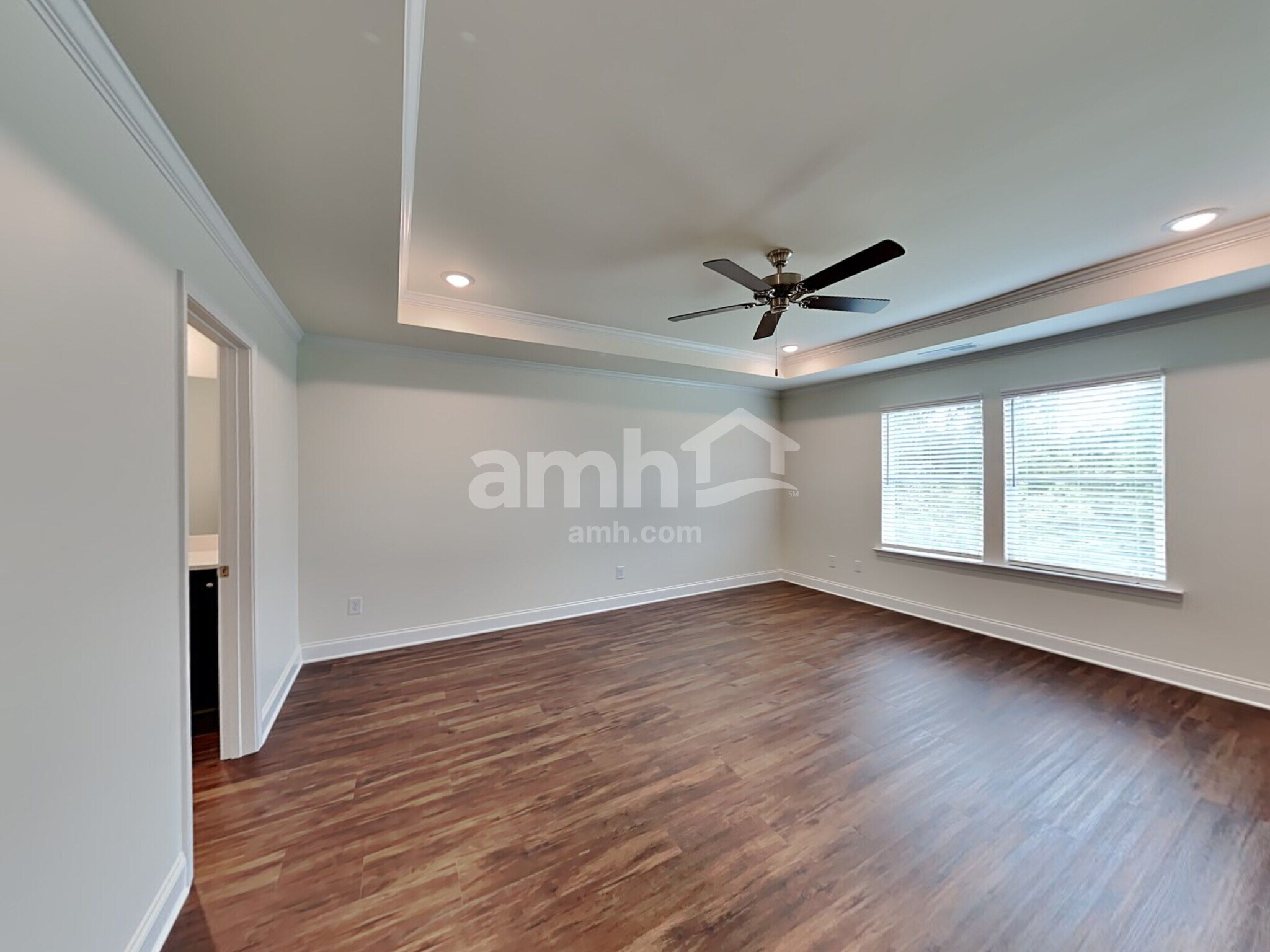 Building Photo - 231 Pecan Dr