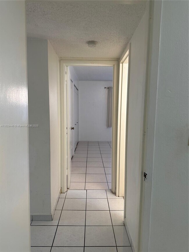 Building Photo - 9972 SW 88th St