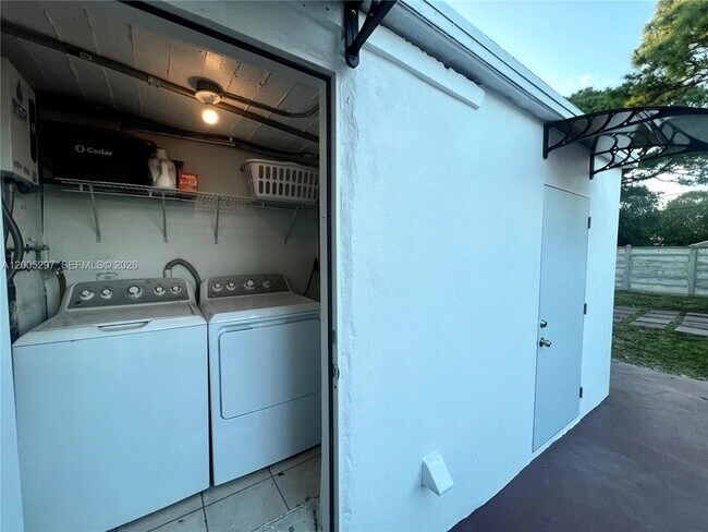 Building Photo - 1715 NW 180th Terrace