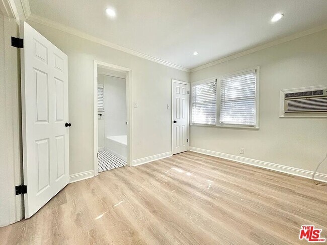 Building Photo - 5744 La Mirada Ave