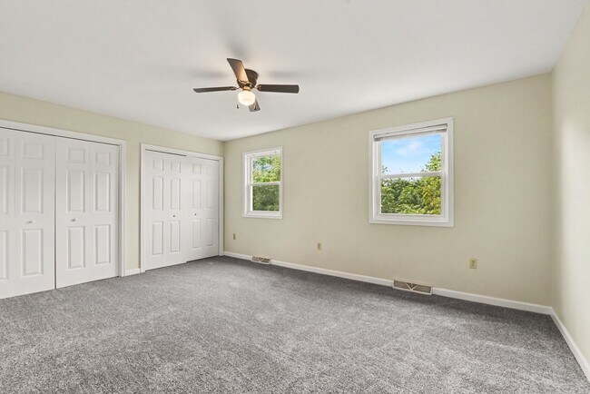 Building Photo - 7225 Capital Dr