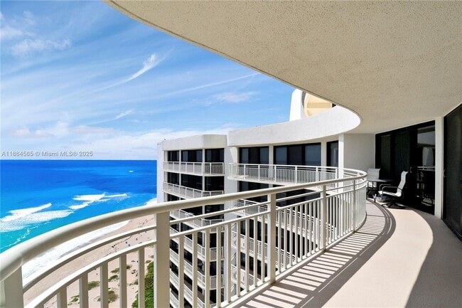 Building Photo - 3000 N Ocean Dr