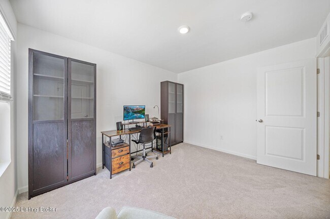 Building Photo - 1508 Robin Rd