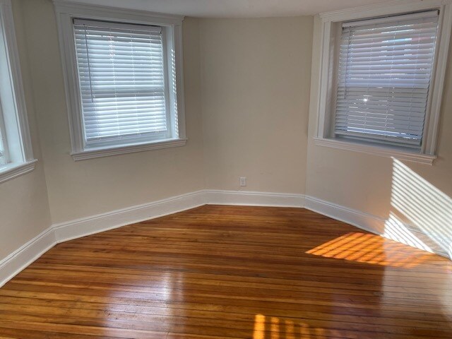 Building Photo - 18 Mount Hood Rd