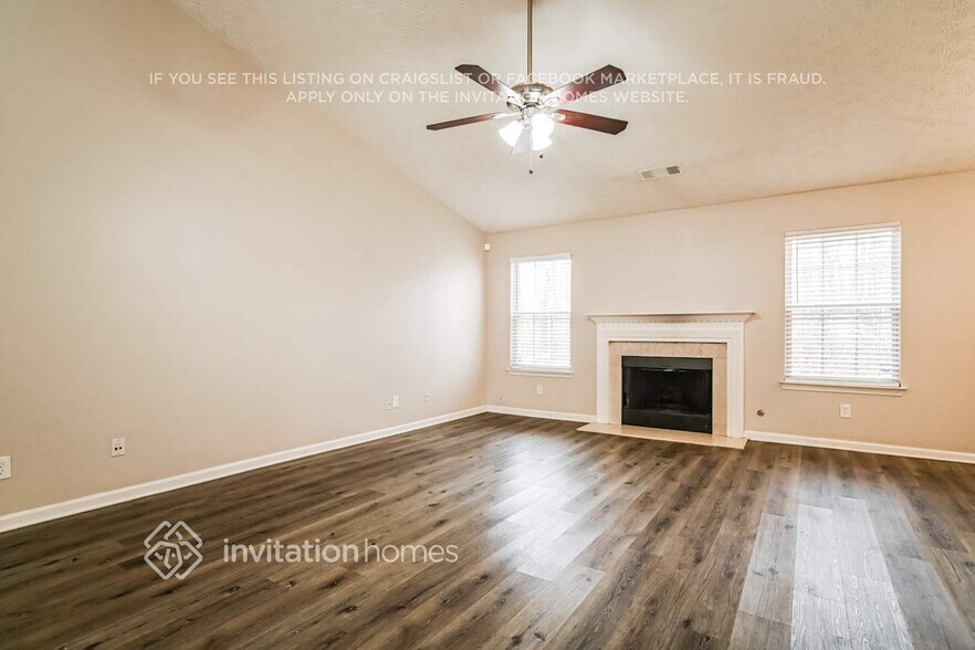 Building Photo - 2604 Bluestone Dr SW