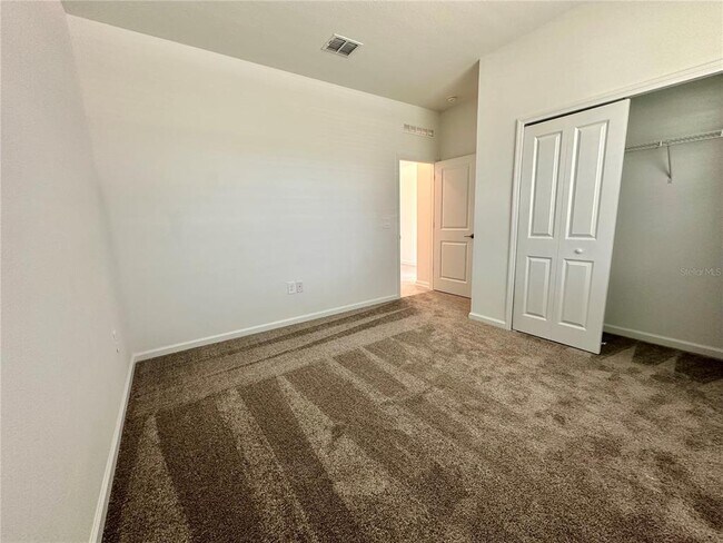 Building Photo - 166 Aces High Ln