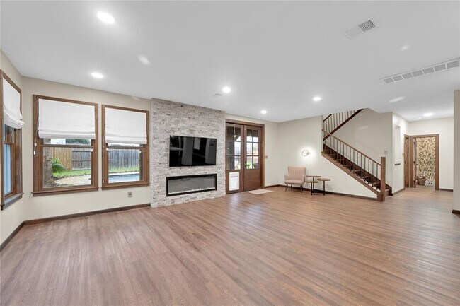 Building Photo - 16514 Barker Ranch Ct