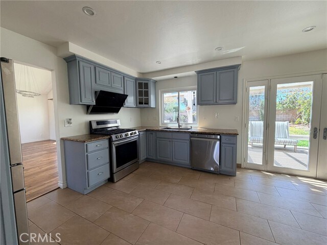 Building Photo - 2257 Poppy Ave