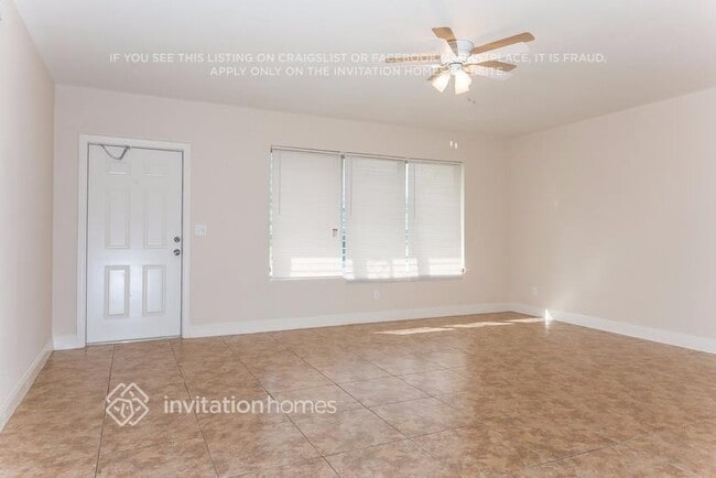 Building Photo - 17805 NE 7th Ct