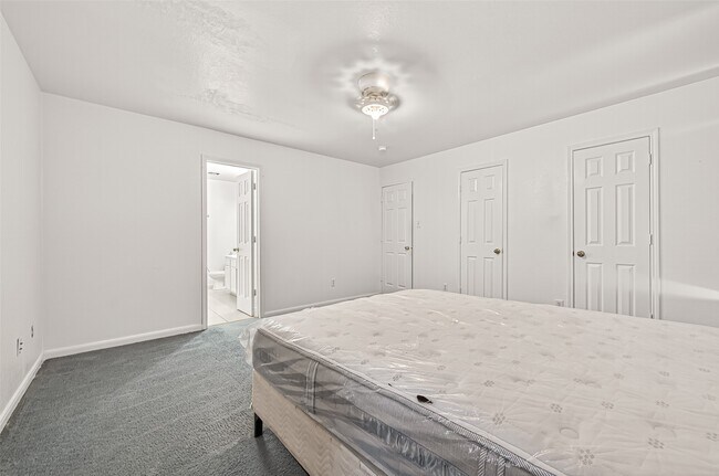 Building Photo - 15707 Crooked Arrow Dr